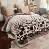 American Style 3D Printed Solid Festival Pattern Winter Thicken Raschel Blanket 100% Polyester Double-Layer Linen Nonwoven